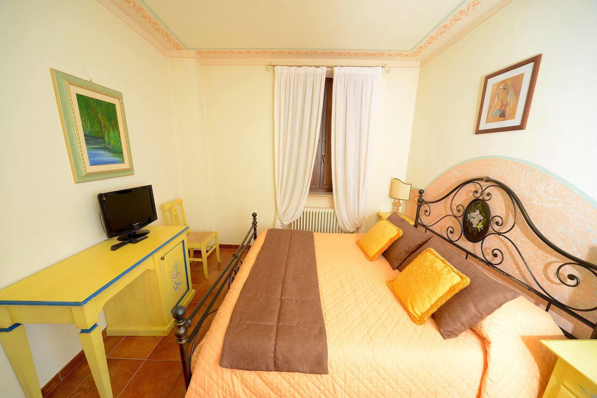 Residenze L'Uncinaia Holiday House Περούτζια Εξωτερικό φωτογραφία