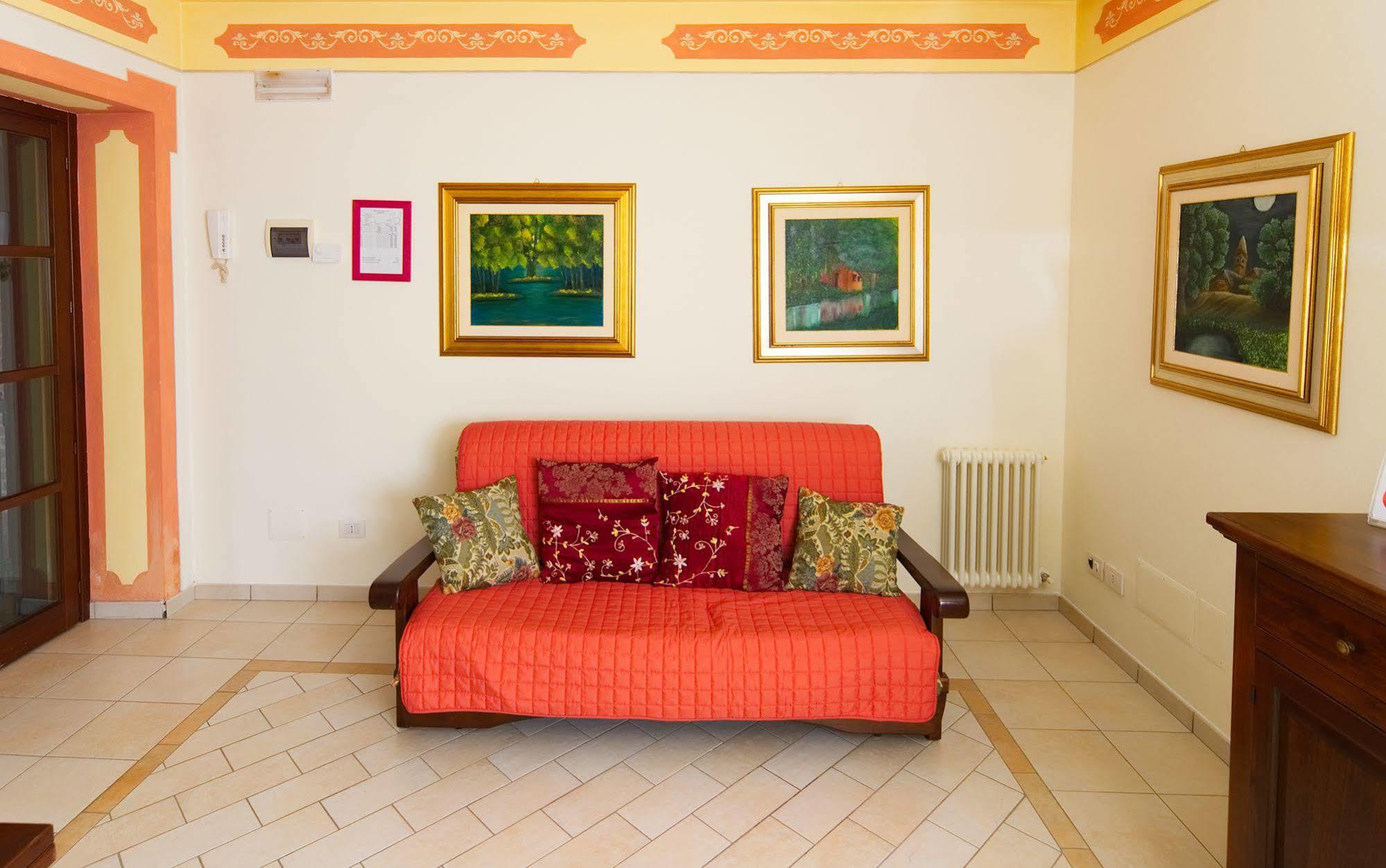 Residenze L'Uncinaia Holiday House Περούτζια Εξωτερικό φωτογραφία